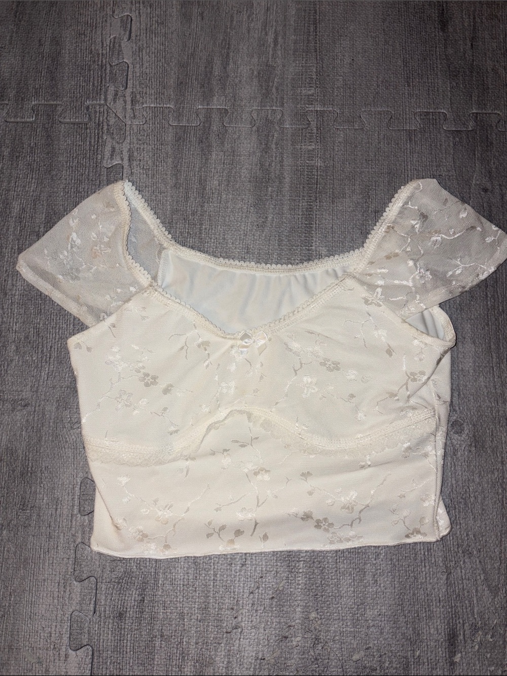 Lace-Trim Floral Crop Top - Cream